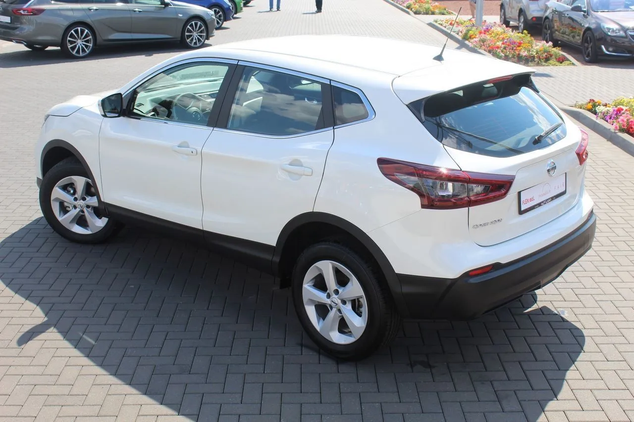 Nissan Qashqai 1.3 DIG-T...  Image 7