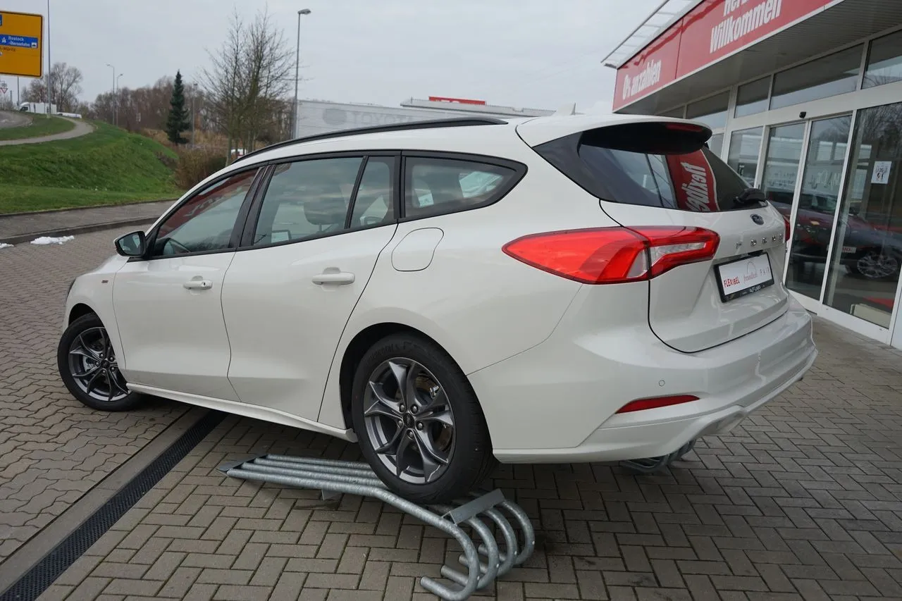 Ford Focus Turnier ST-Line 1.0EB mHev...  Image 2