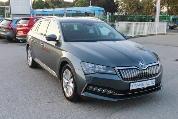 Škoda Superb Combi 1.4 TSi IV Plug in HYBRID AUTOMATIK *NAVIGACIJA* Image 3