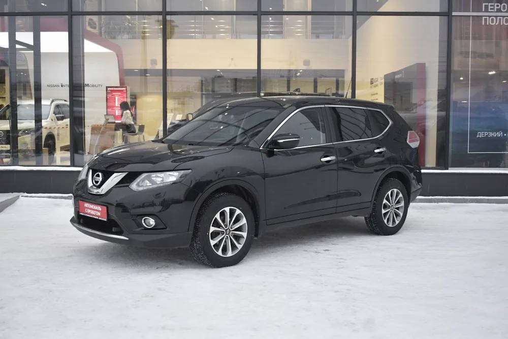 Nissan X-Trail Image 1