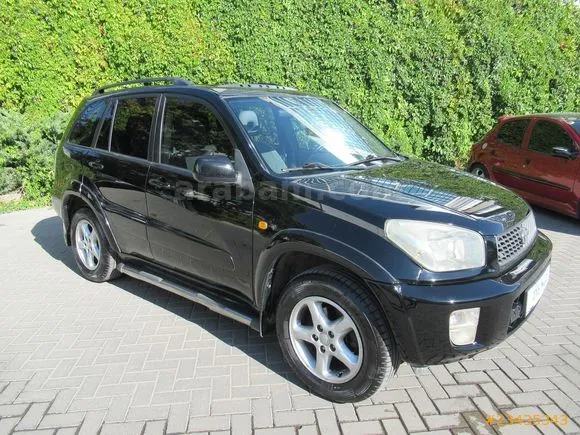 Toyota RAV 4 2.0 Image 2